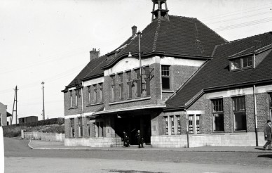 Roux - SNCB Z02980.jpg